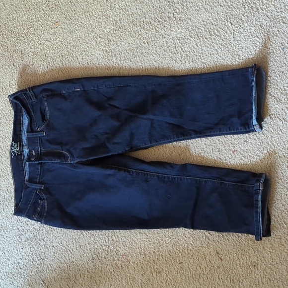 Old Navy The Flirt Dark Wash Denim Capri Jeans Size 4 - Picture 3 of 5